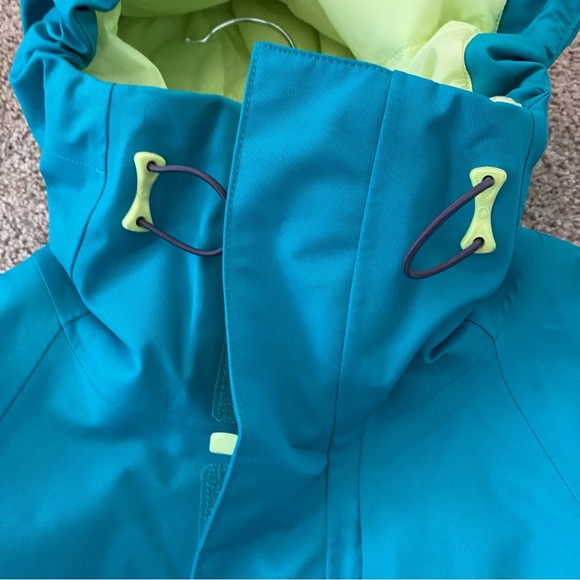 The North Face Goretex Coat - Picture 3 of 8